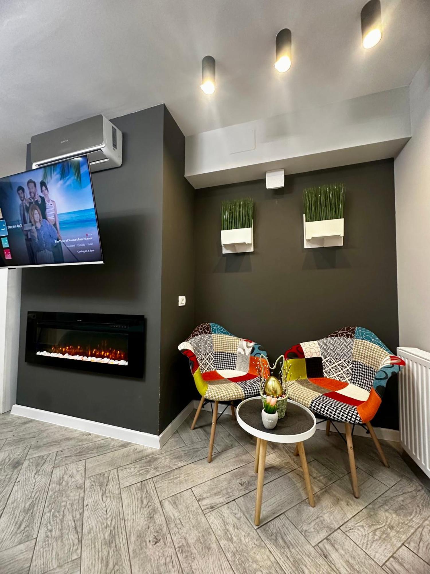 Stay Inn Central Brasov Ap 3 외부 사진