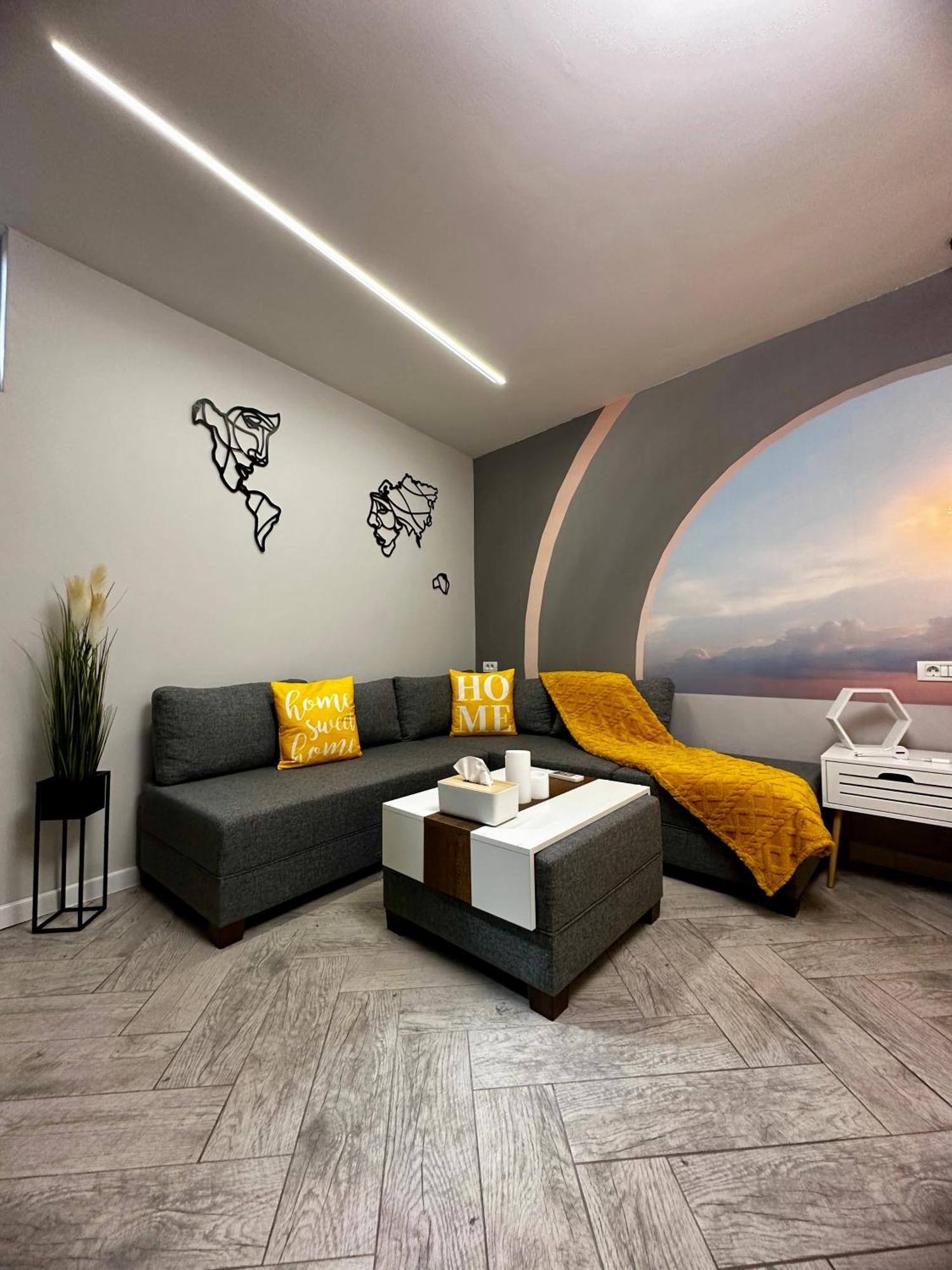 Stay Inn Central Brasov Ap 3 외부 사진